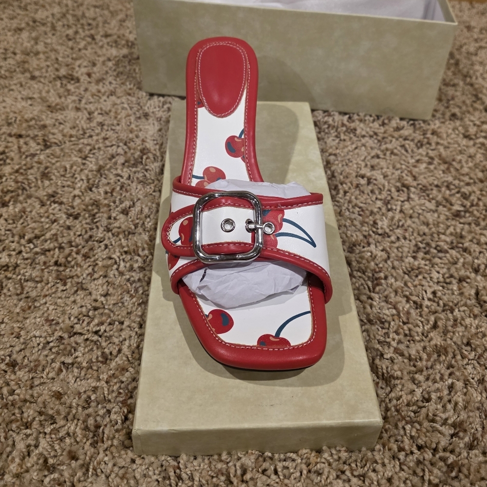 NWT Cherry Kitten Heel Sandals. Womens Size 8. Heel height is 2.3 inches. - Picture 13 of 16